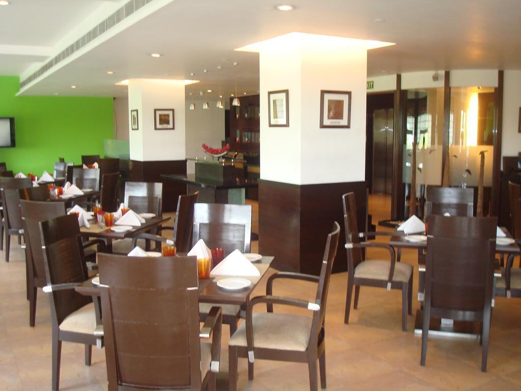 The Hans, New Delhi Exterior photo